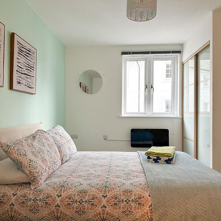 Luxury 2 Bedroom City Centre Apartment - Secure Parking - Amazing Location! 캔터베리 외부 사진