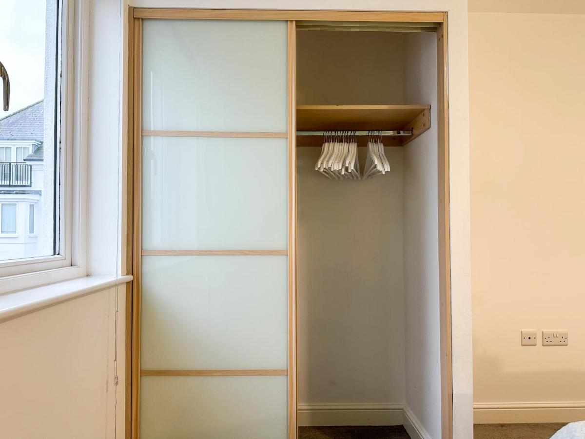 Luxury 2 Bedroom City Centre Apartment - Secure Parking - Amazing Location! 캔터베리 외부 사진